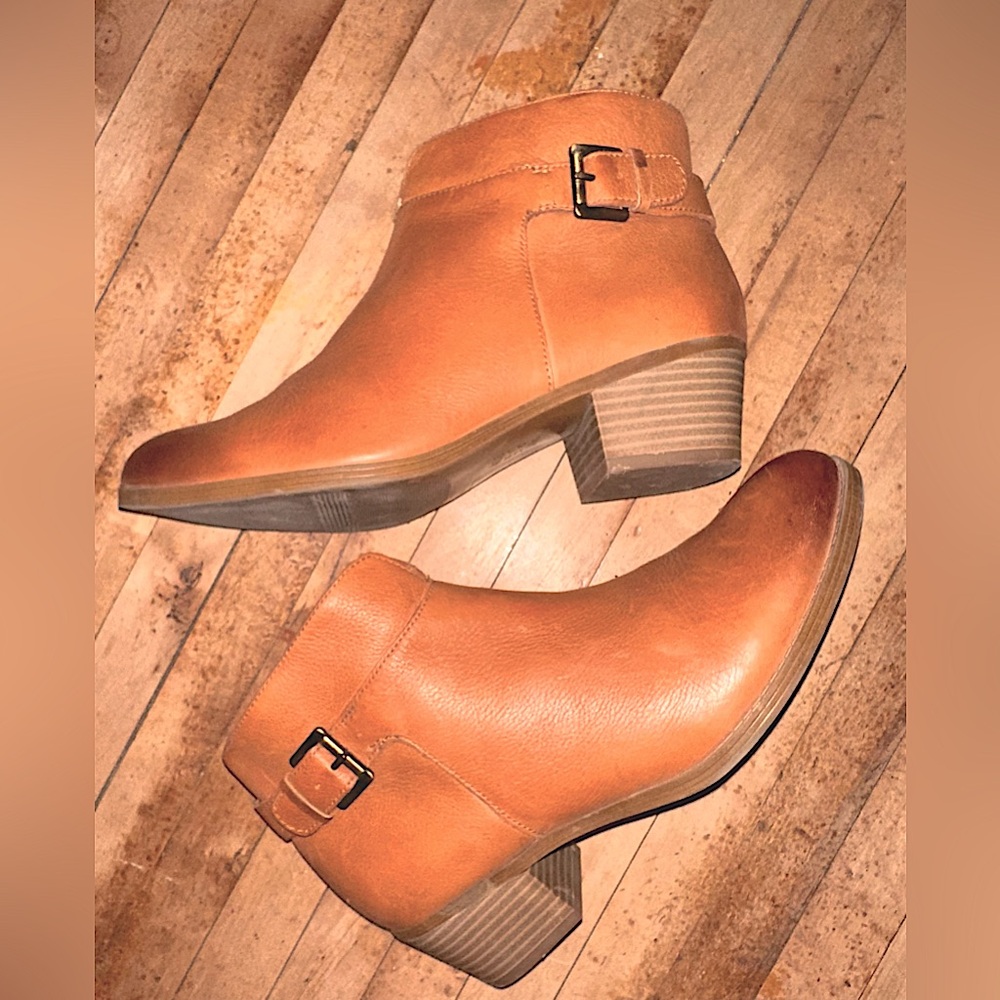 Perfect Fall Leather Ankle Boots